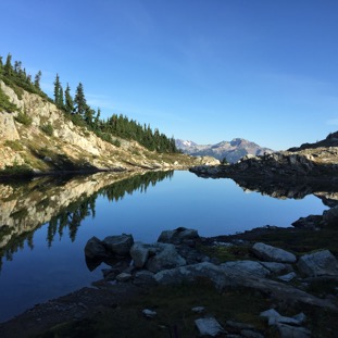 alpine_lake.JPG
