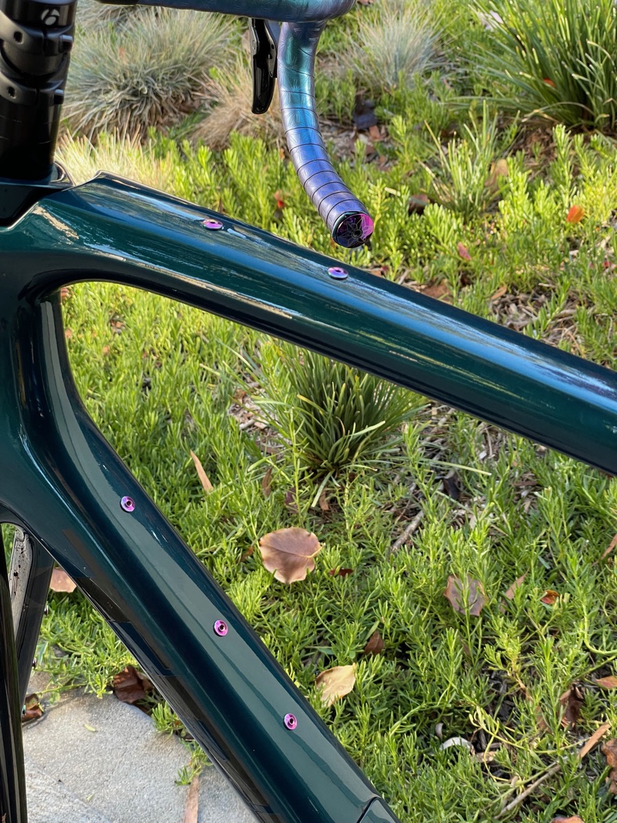 Oil-slick anodised titanium bolts